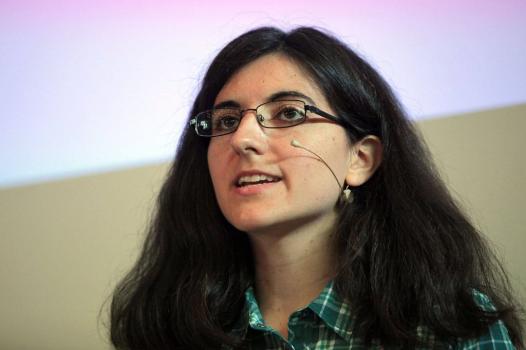 Tamara Broderick was doubly awarded for her contributions at ISBA 2016 World Meeting. 